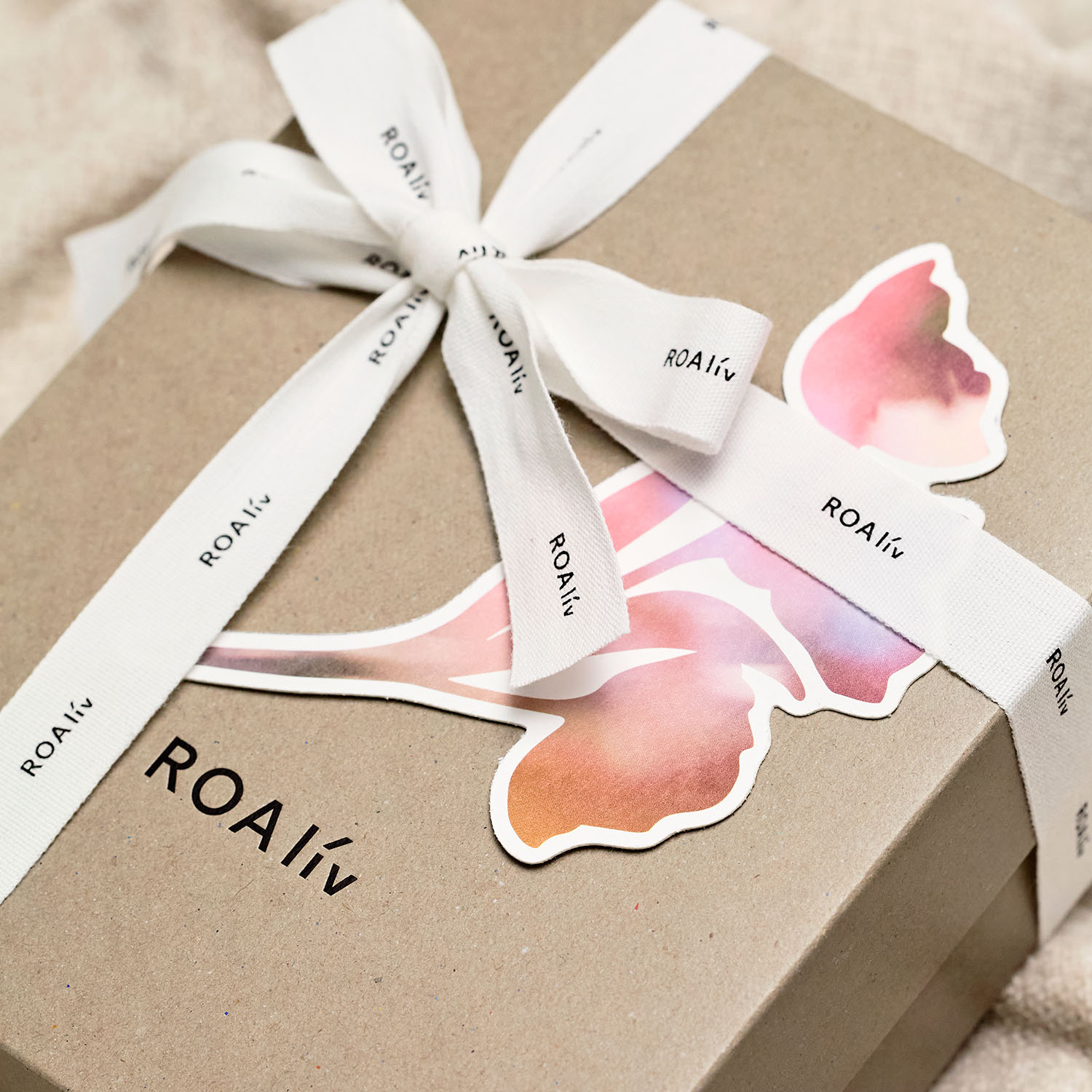 ギフトラッピングご購入の方に、限定デザインメッセージカードをプレゼント